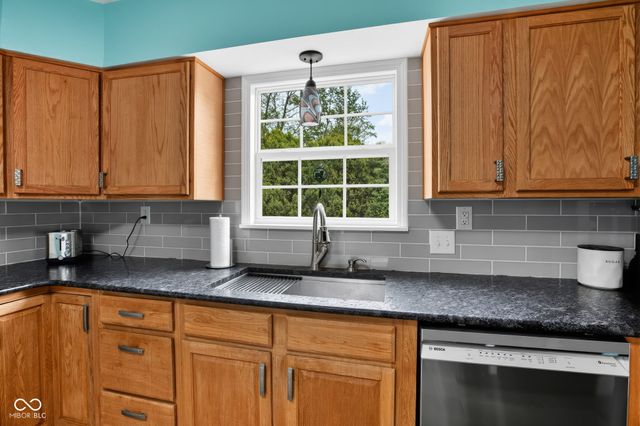 2722 Dakota Drive, Anderson, IN 46012