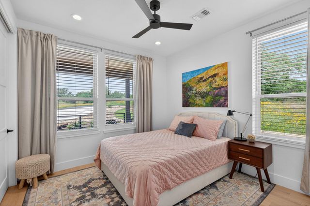 624 Broken Hills DR, Horseshoe Bay, TX 78657