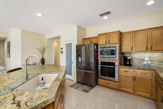 60200 Wishbone Court, La Quinta, CA 92253