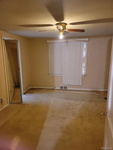 19721 San Juan Drive, Detroit, MI 48221