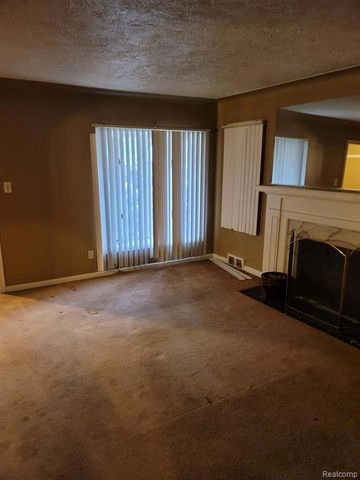 19721 San Juan Drive, Detroit, MI 48221