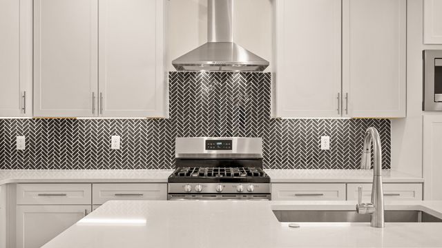 116C N 9th St, Nashville, TN 37206
