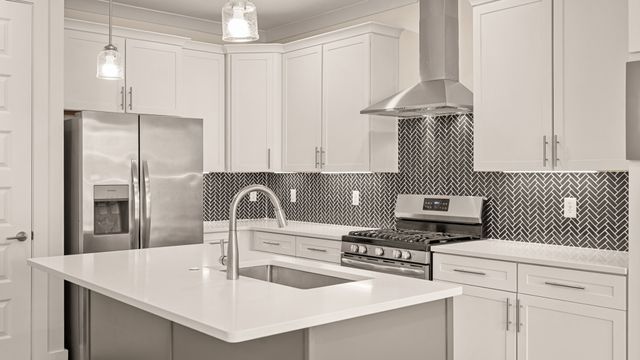116C N 9th St, Nashville, TN 37206