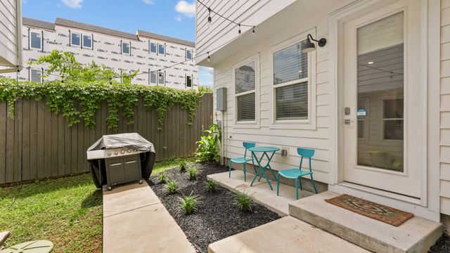 116C N 9th St, Nashville, TN 37206