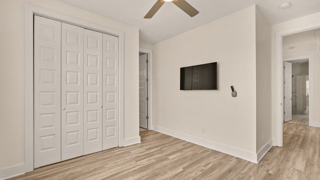 116C N 9th St, Nashville, TN 37206