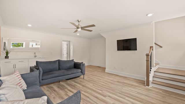 116C N 9th St, Nashville, TN 37206