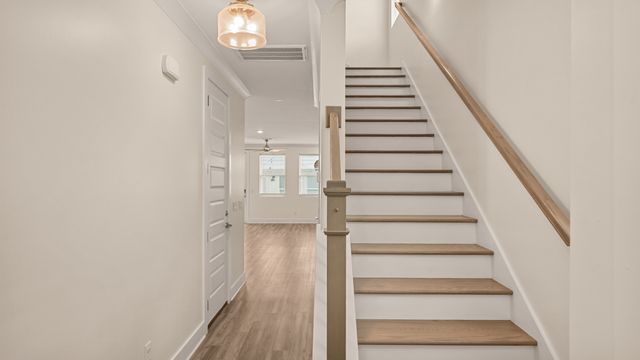 116C N 9th St, Nashville, TN 37206
