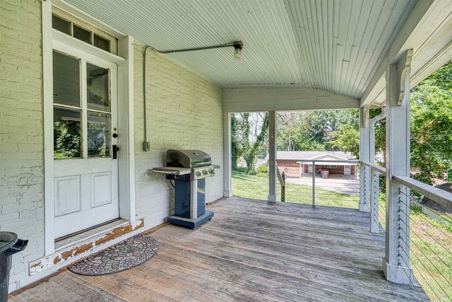 224 W Main Street, Newburgh, IN 47630