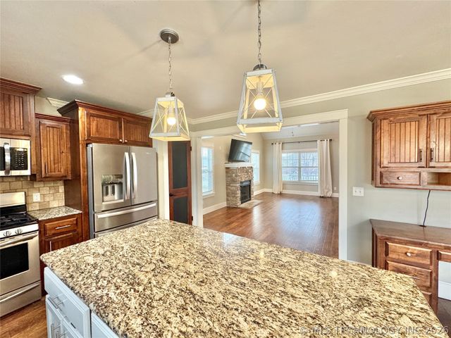 3722 Lexington Avenue, Tahlequah, OK 74464