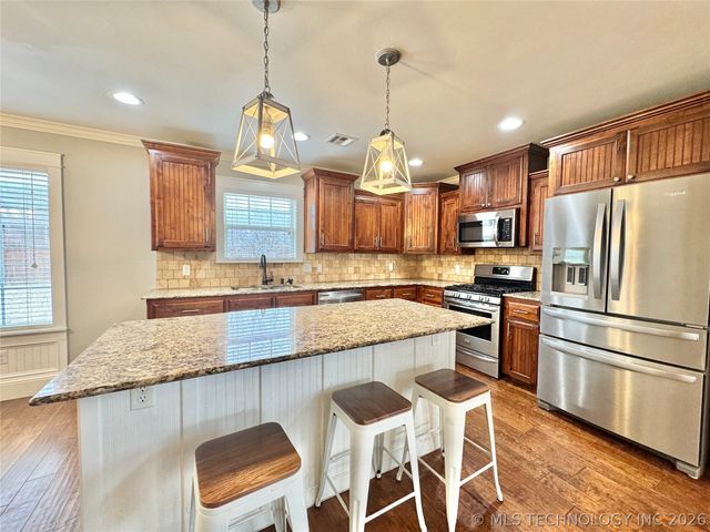 3722 Lexington Avenue, Tahlequah, OK 74464