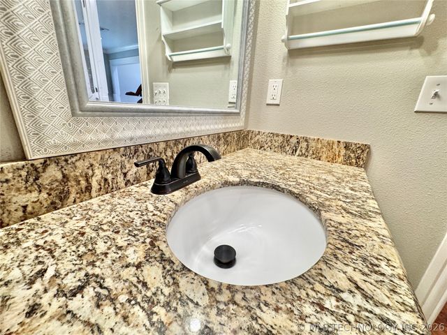 3722 Lexington Avenue, Tahlequah, OK 74464