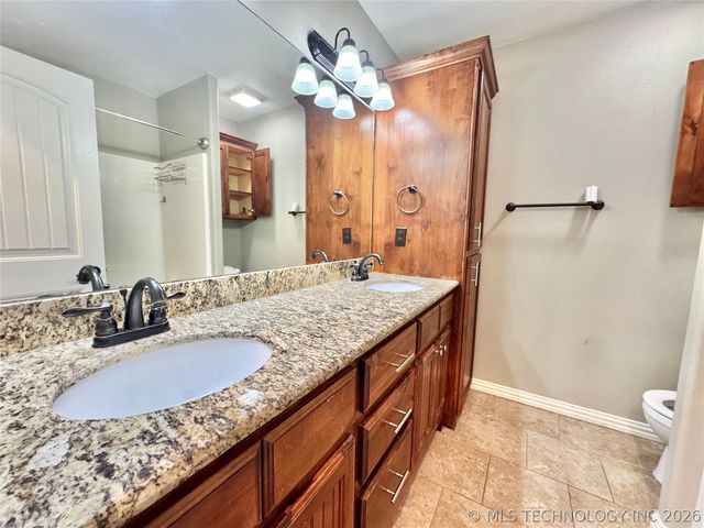 3722 Lexington Avenue, Tahlequah, OK 74464