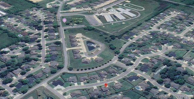 3722 Lexington Avenue, Tahlequah, OK 74464