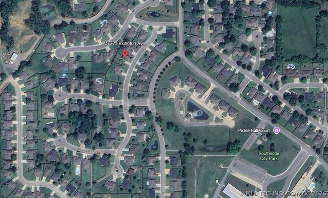 3722 Lexington Avenue, Tahlequah, OK 74464