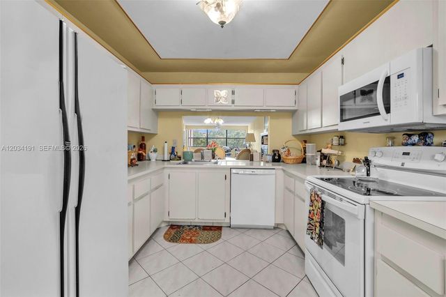 10400 NW 30th Ct 305, Sunrise, FL 33322