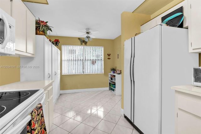 10400 NW 30th Ct 305, Sunrise, FL 33322