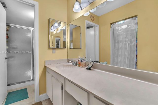10400 NW 30th Ct 305, Sunrise, FL 33322