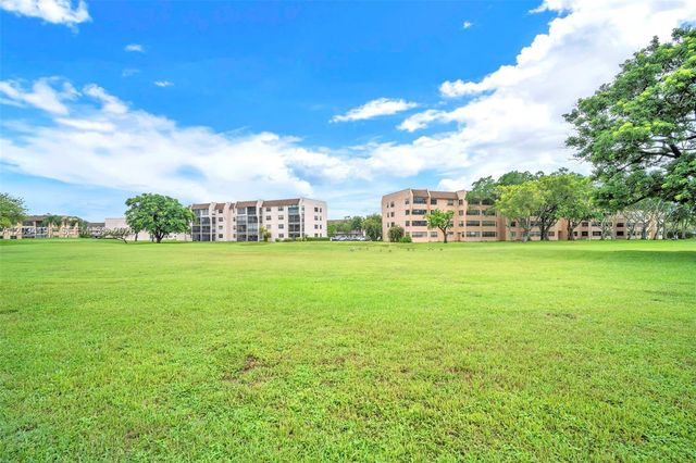 10400 NW 30th Ct 305, Sunrise, FL 33322
