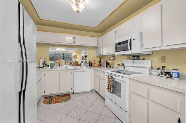 10400 NW 30th Ct 305, Sunrise, FL 33322