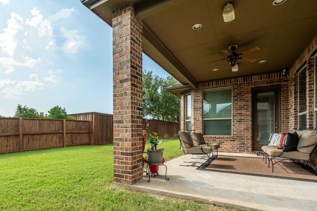 734 Beaver Creek Drive, Murphy, TX 75094