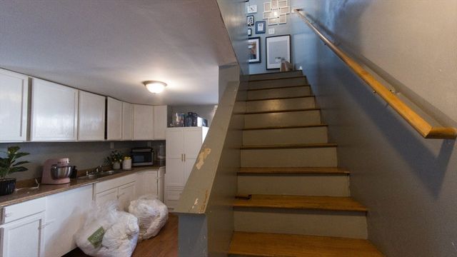 23 Jacob St, Brockton, MA 02302