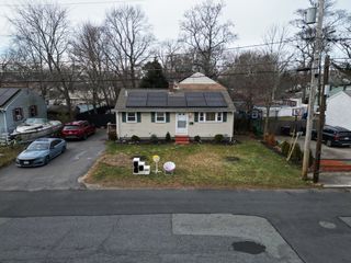 23 Jacob St, Brockton, MA 02302