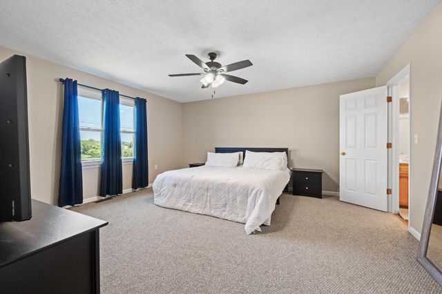 5200 Louisville Road, Salvisa, KY 40372