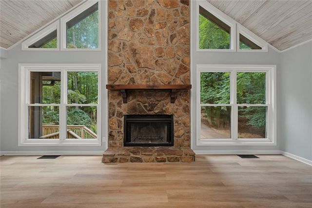 120 Emerald Cove Drive, Woodstock, GA 30189