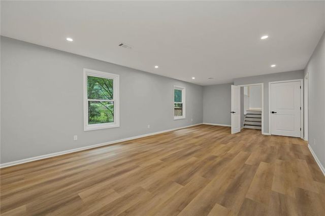 120 Emerald Cove Drive, Woodstock, GA 30189