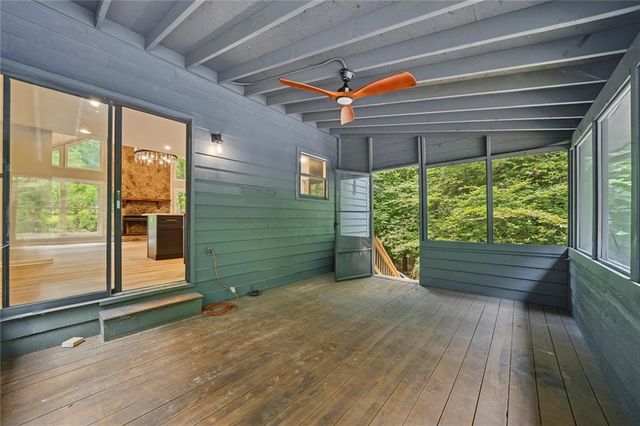 120 Emerald Cove Drive, Woodstock, GA 30189