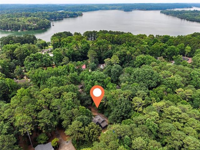 120 Emerald Cove Drive, Woodstock, GA 30189