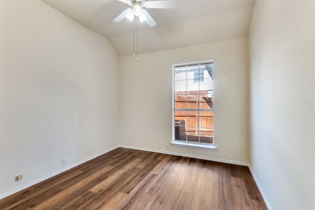 2908 Saint Vincent Drive, Mansfield, TX 76063