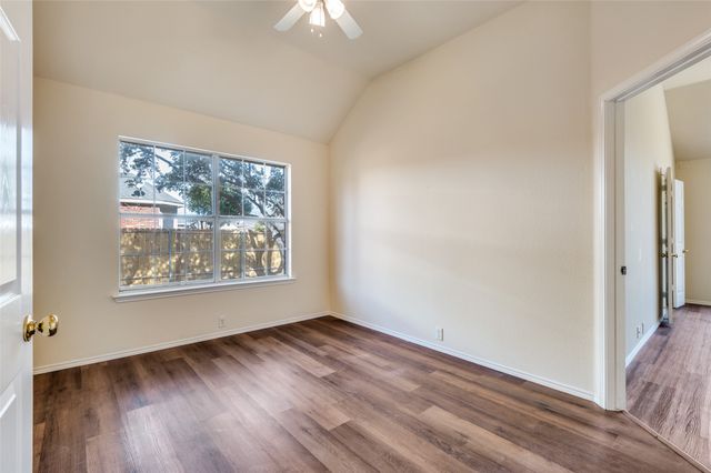 2908 Saint Vincent Drive, Mansfield, TX 76063