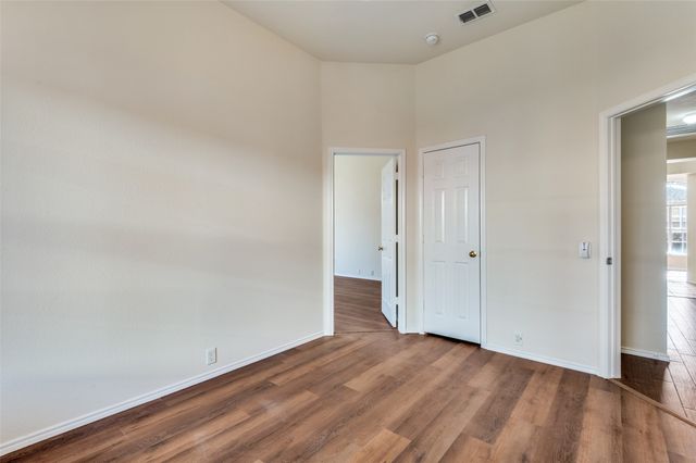 2908 Saint Vincent Drive, Mansfield, TX 76063