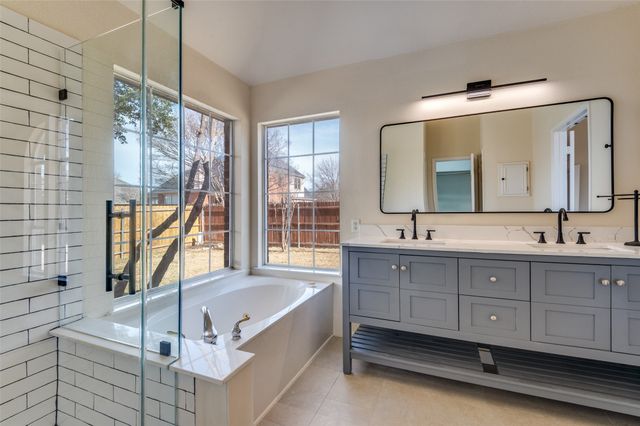 2908 Saint Vincent Drive, Mansfield, TX 76063