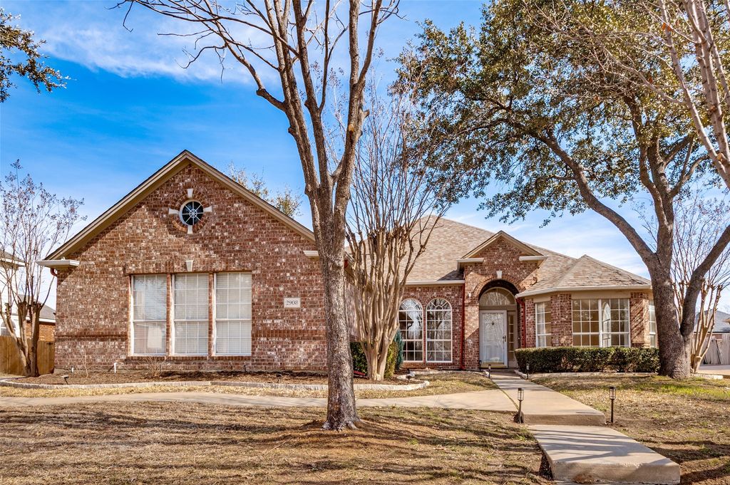 2908 Saint Vincent Drive, Mansfield, TX 76063