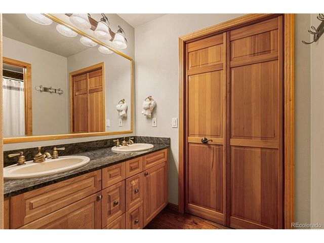 62 Broken Lance Dr 104E, Breckenridge, CO 80424