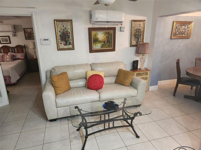 1597 NE 53rd Court, Pompano Beach, FL 33064