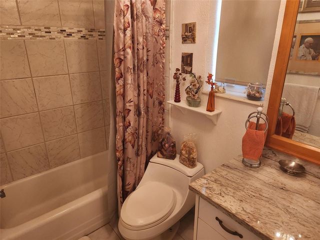 1597 NE 53rd Court, Pompano Beach, FL 33064