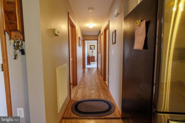 721 UNION CT, Pine Grove, PA 17963
