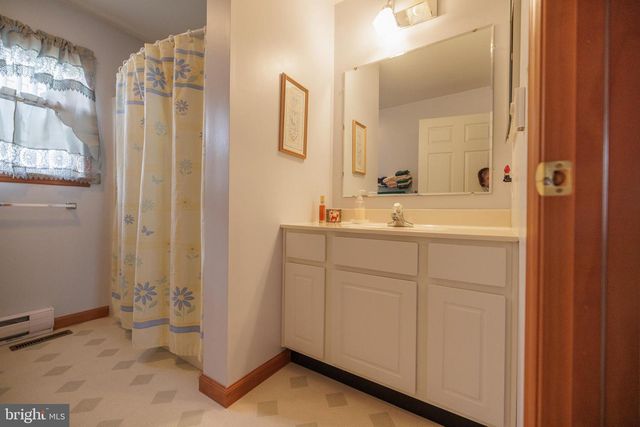 721 UNION CT, Pine Grove, PA 17963