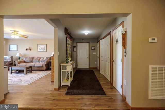 721 UNION CT, Pine Grove, PA 17963