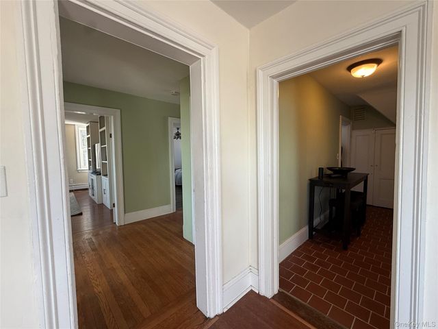 5 Wood Court Top Unit, Tarrytown, NY 10591