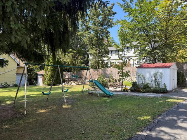 5 Wood Court Top Unit, Tarrytown, NY 10591