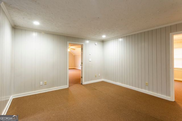 184 Wildflower Drive, Social Circle, GA 30025