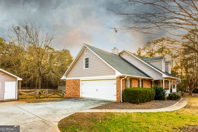 184 Wildflower Drive, Social Circle, GA 30025