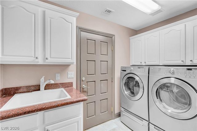 277 Hickory Hollow Avenue, Las Vegas, NV 89123