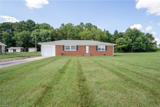 174 West Avenue, Lexington, NC 27295