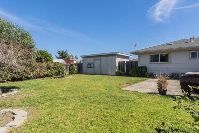 1519 Los Altos Way, Salinas, CA 93906