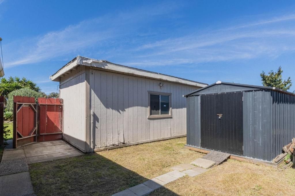 Image 28 of property listing at 1519 Los Altos Way, Salinas, CA 93906